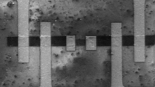 SEM image of multilayered-graphene interconnect